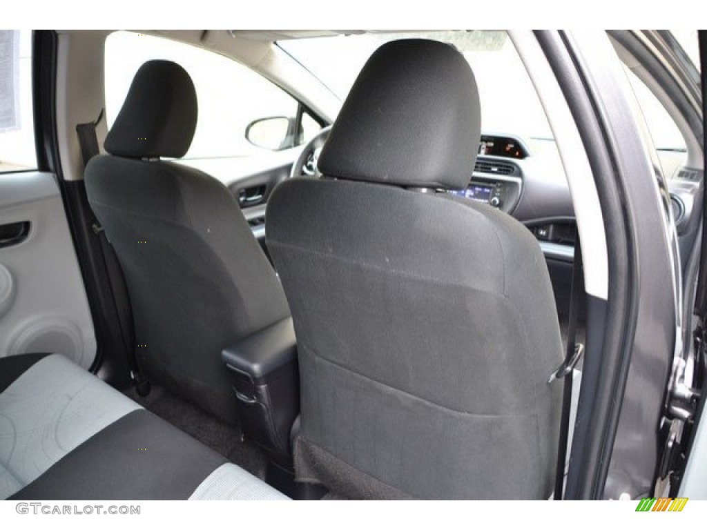 2013 Prius c Hybrid Three - Magnetic Gray Metallic / Light Blue Gray/Black photo #20