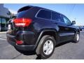 Brilliant Black Crystal Pearl - Grand Cherokee Laredo Photo No. 7