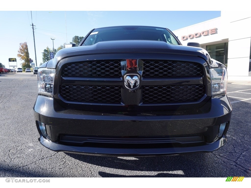 2018 1500 Express Crew Cab - Brilliant Black Crystal Pearl / Black/Diesel Gray photo #2