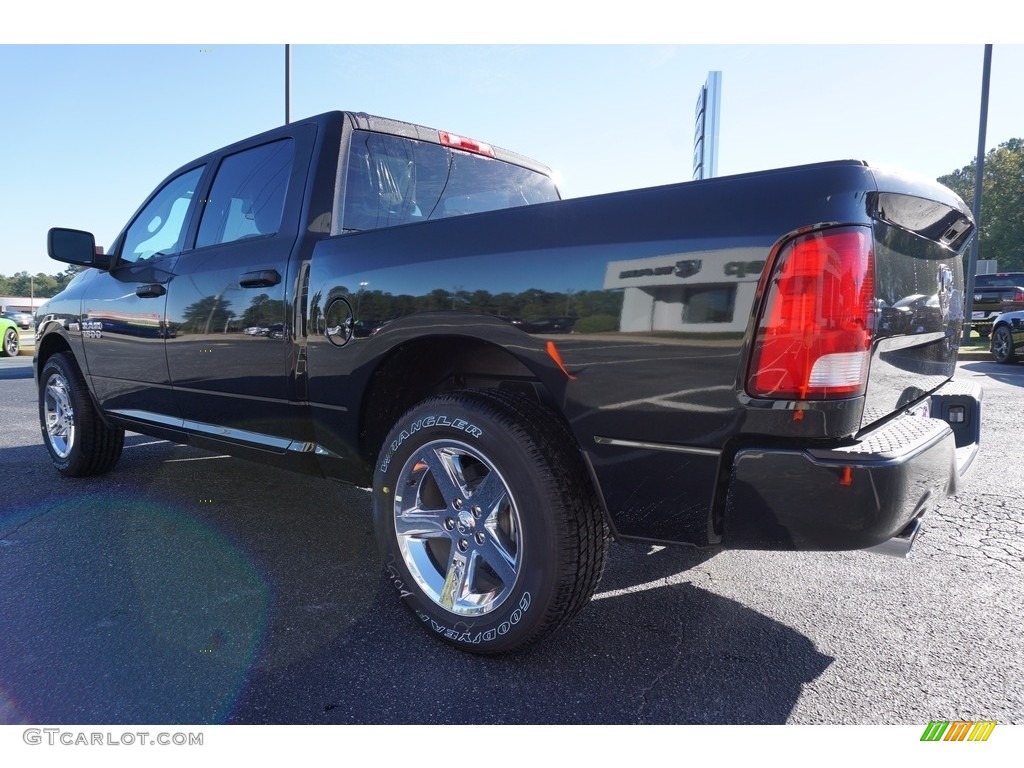 2018 1500 Express Crew Cab - Brilliant Black Crystal Pearl / Black/Diesel Gray photo #5