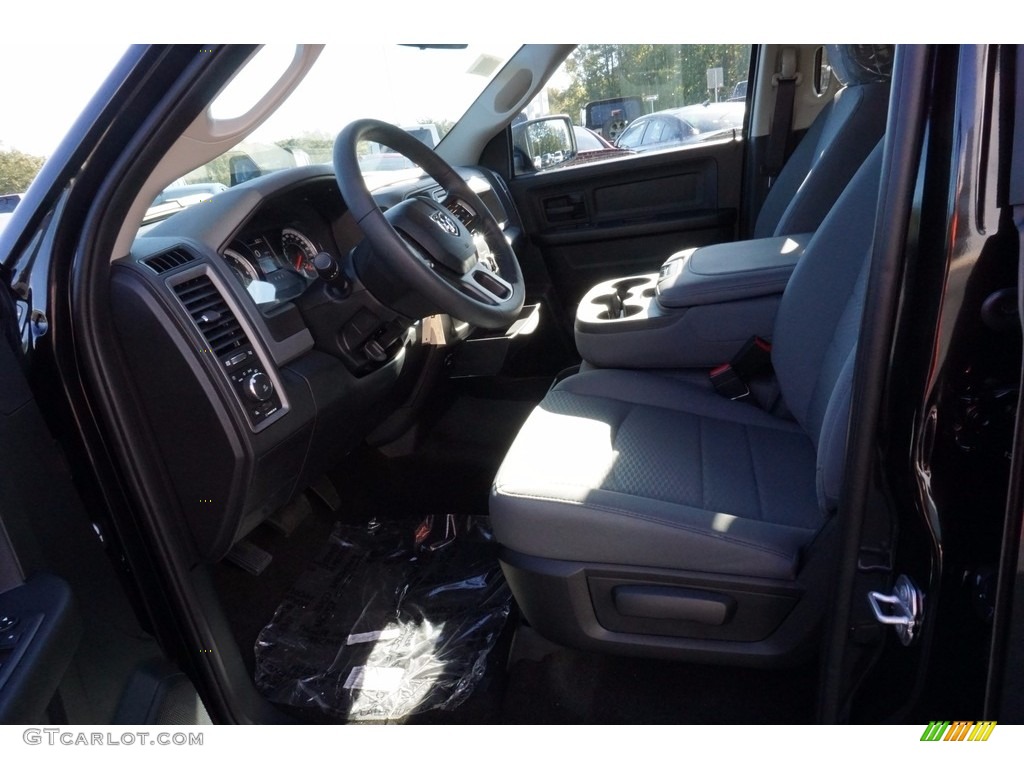 2018 1500 Express Crew Cab - Brilliant Black Crystal Pearl / Black/Diesel Gray photo #9