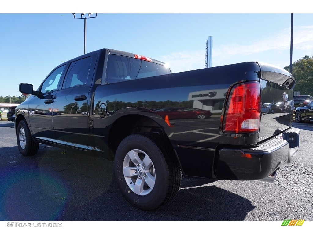 2018 1500 Express Crew Cab - Brilliant Black Crystal Pearl / Black/Diesel Gray photo #5