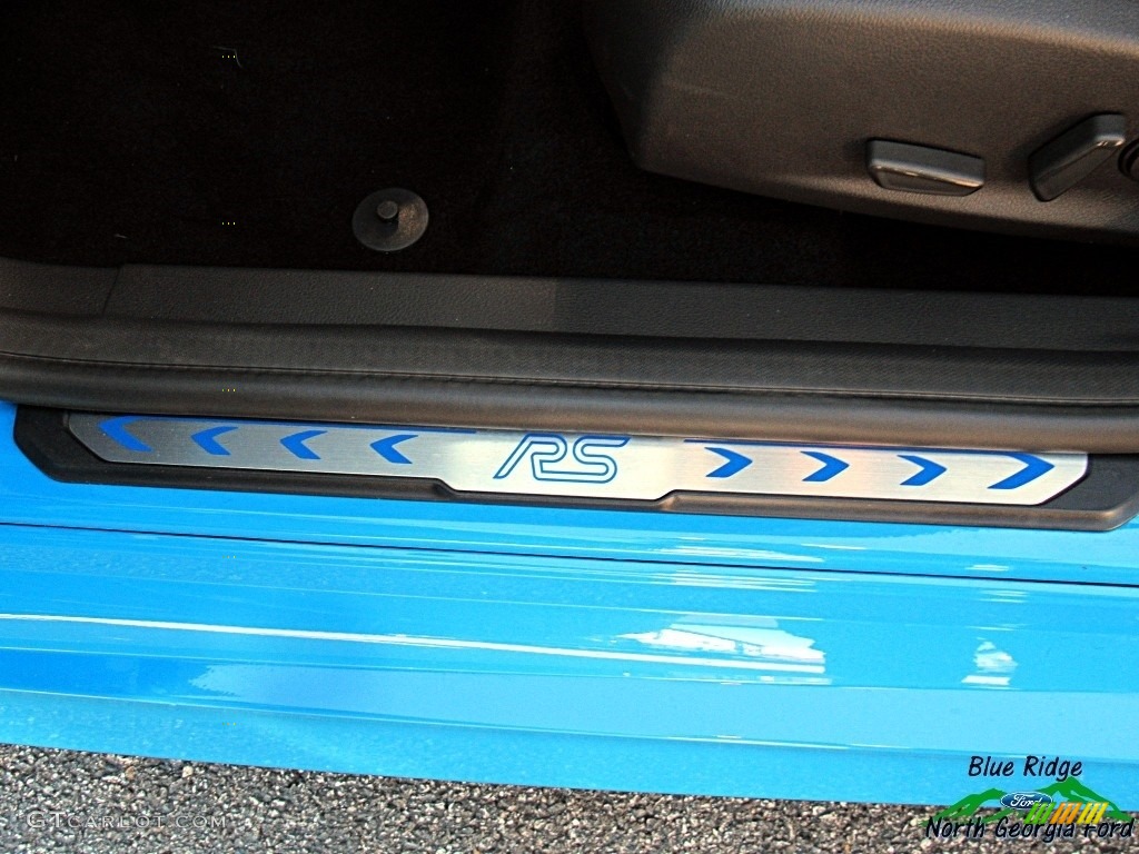 2016 Focus RS - Nitrous Blue / Charcoal Black Recaro RS logo photo #31