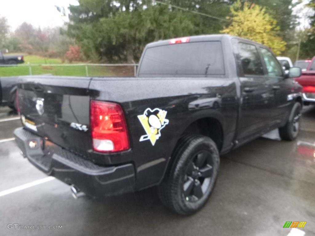 2018 1500 Express Crew Cab 4x4 - Brilliant Black Crystal Pearl / Black/Diesel Gray photo #5