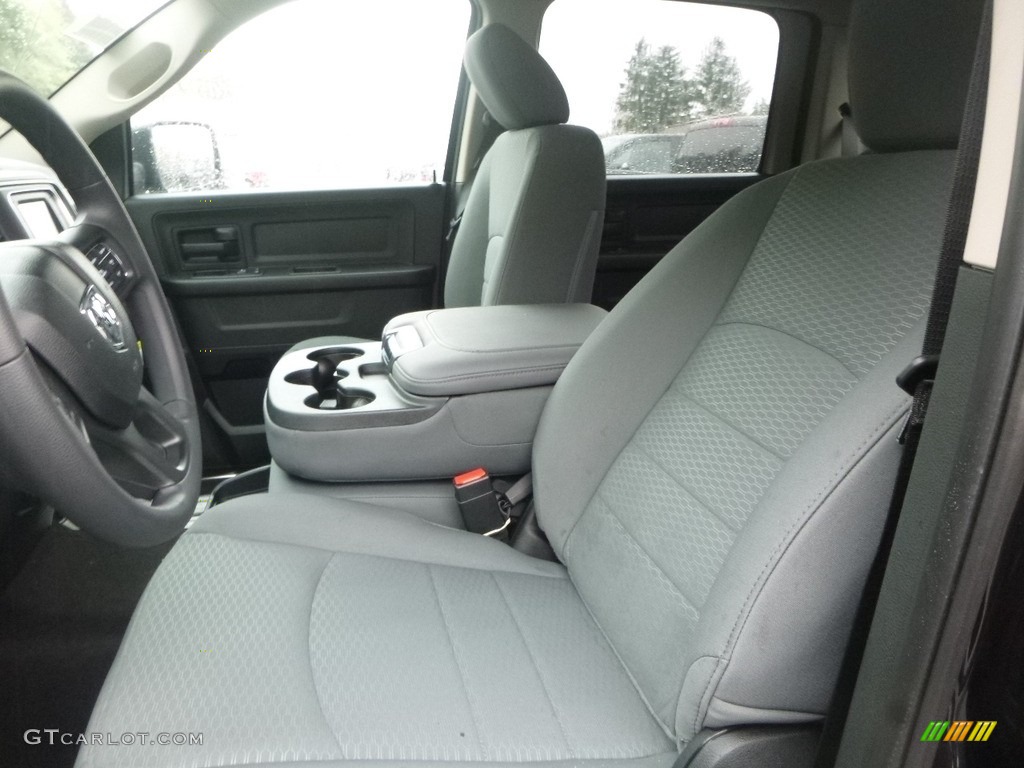 2018 1500 Express Crew Cab 4x4 - Brilliant Black Crystal Pearl / Black/Diesel Gray photo #16