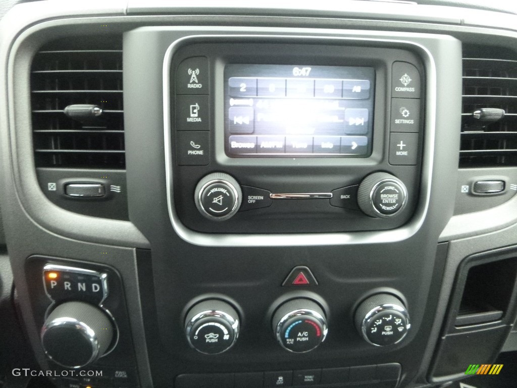 2018 1500 Express Crew Cab 4x4 - Brilliant Black Crystal Pearl / Black/Diesel Gray photo #18