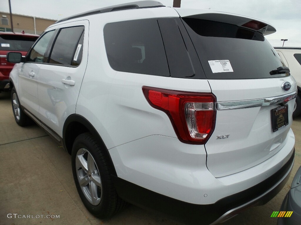 2017 Explorer XLT 4WD - Oxford White / Ebony Black photo #2