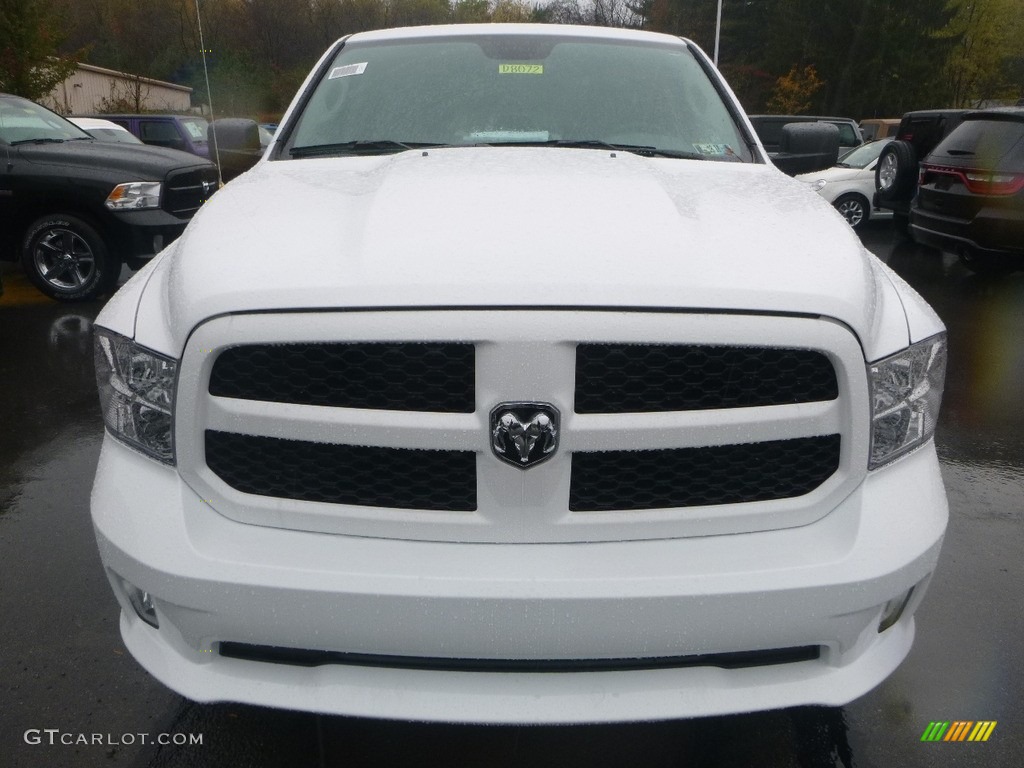 2018 1500 Express Quad Cab 4x4 - Bright White / Black/Diesel Gray photo #8