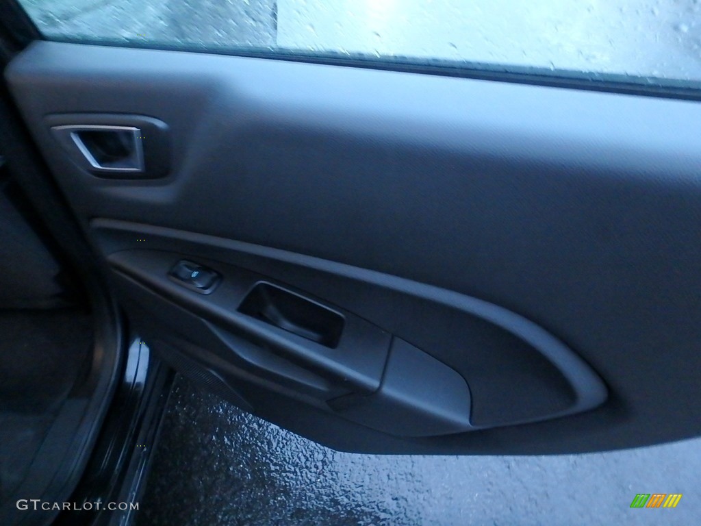 2014 Fiesta SE Hatchback - Tuxedo Black / Charcoal Black photo #15