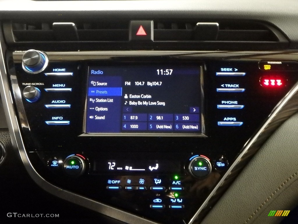 2018 Camry Hybrid XLE - Celestial Silver Metallic / Black photo #12