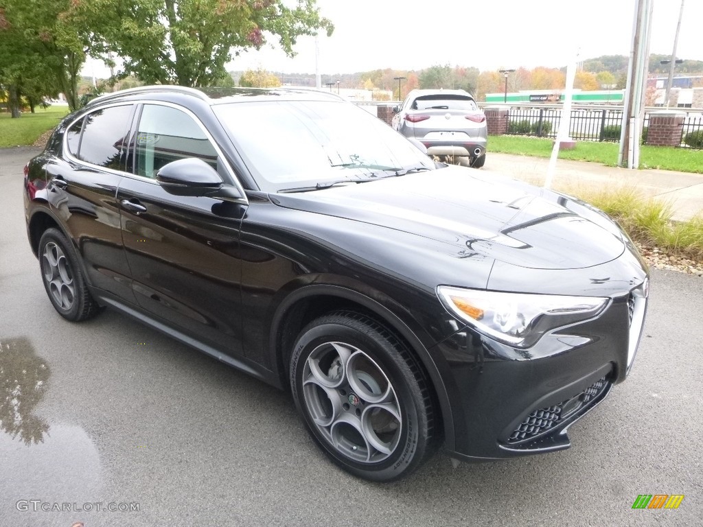 Vulcano (Volcano) Black Metallic 2018 Alfa Romeo Stelvio AWD Exterior Photo #123623218