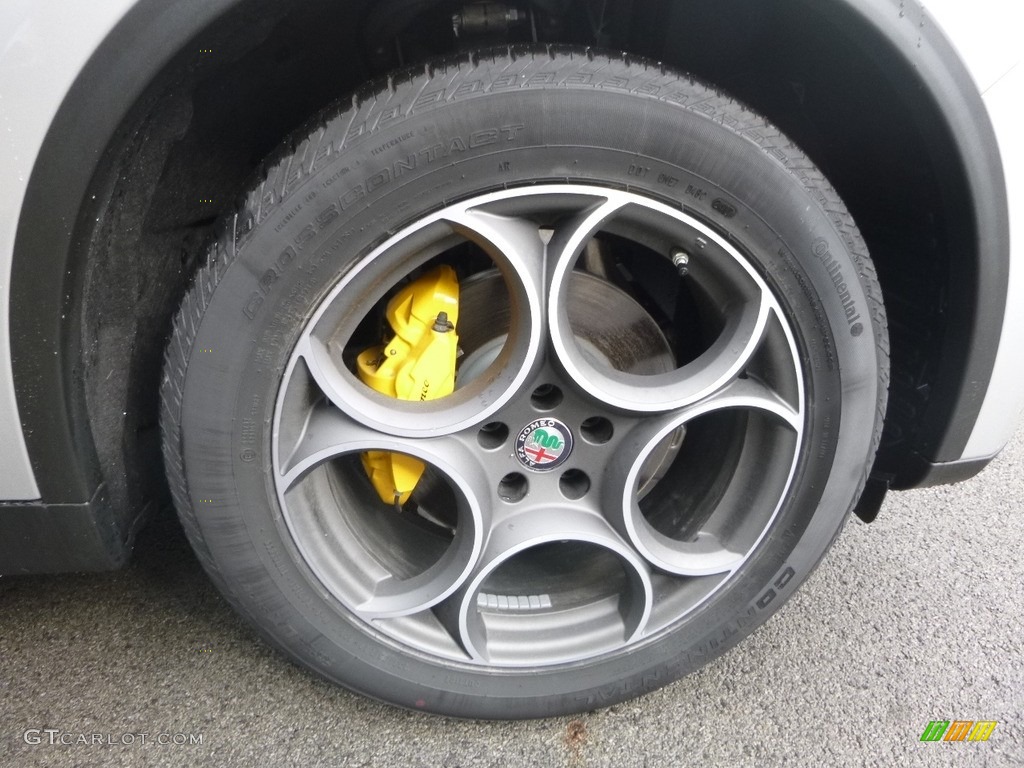 2018 Alfa Romeo Stelvio AWD Wheel Photo #123624787