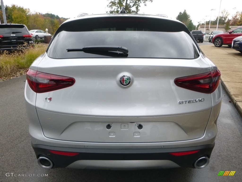 2018 Stelvio Ti AWD - Silverstone Gray Metallic / Black/Black photo #6