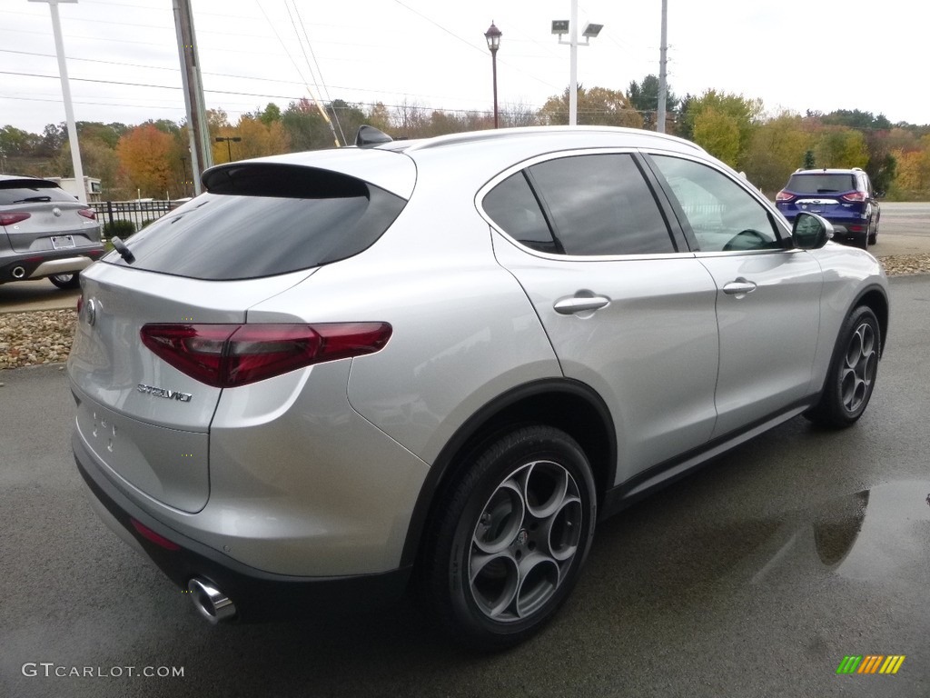 2018 Stelvio Ti AWD - Silverstone Gray Metallic / Black/Black photo #7