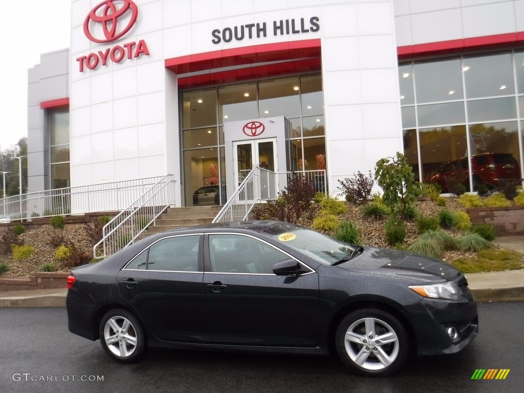2014 Camry SE - Cosmic Gray Metallic / Black/Ash photo #2