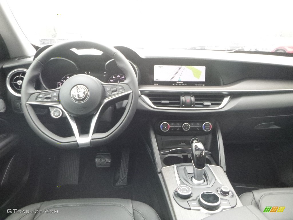 2018 Stelvio Ti AWD - Silverstone Gray Metallic / Black/Black photo #18