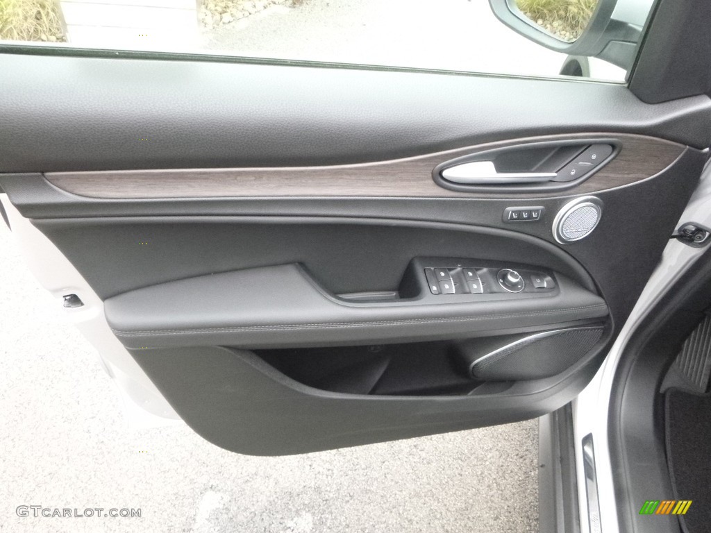 2018 Stelvio Ti AWD - Silverstone Gray Metallic / Black/Black photo #19