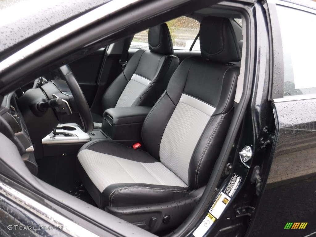 2014 Camry SE - Cosmic Gray Metallic / Black/Ash photo #14