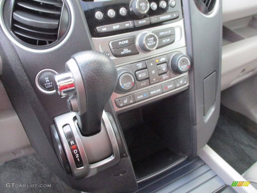 2015 Pilot EX-L 4WD - Alabaster Silver Metallic / Gray photo #15