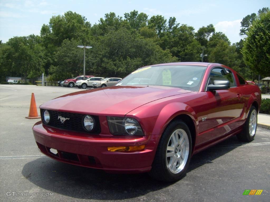 2007 Mustang GT Premium Coupe - Redfire Metallic / Dark Charcoal photo #7