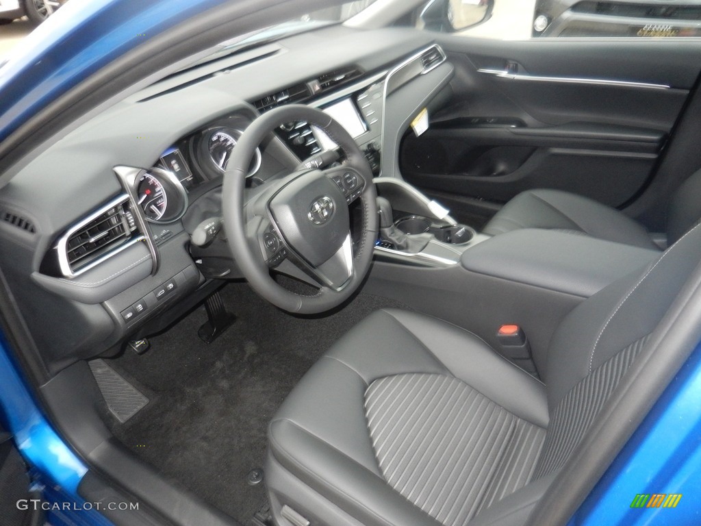 2018 Camry SE - Blue Streak Metallic / Black photo #3