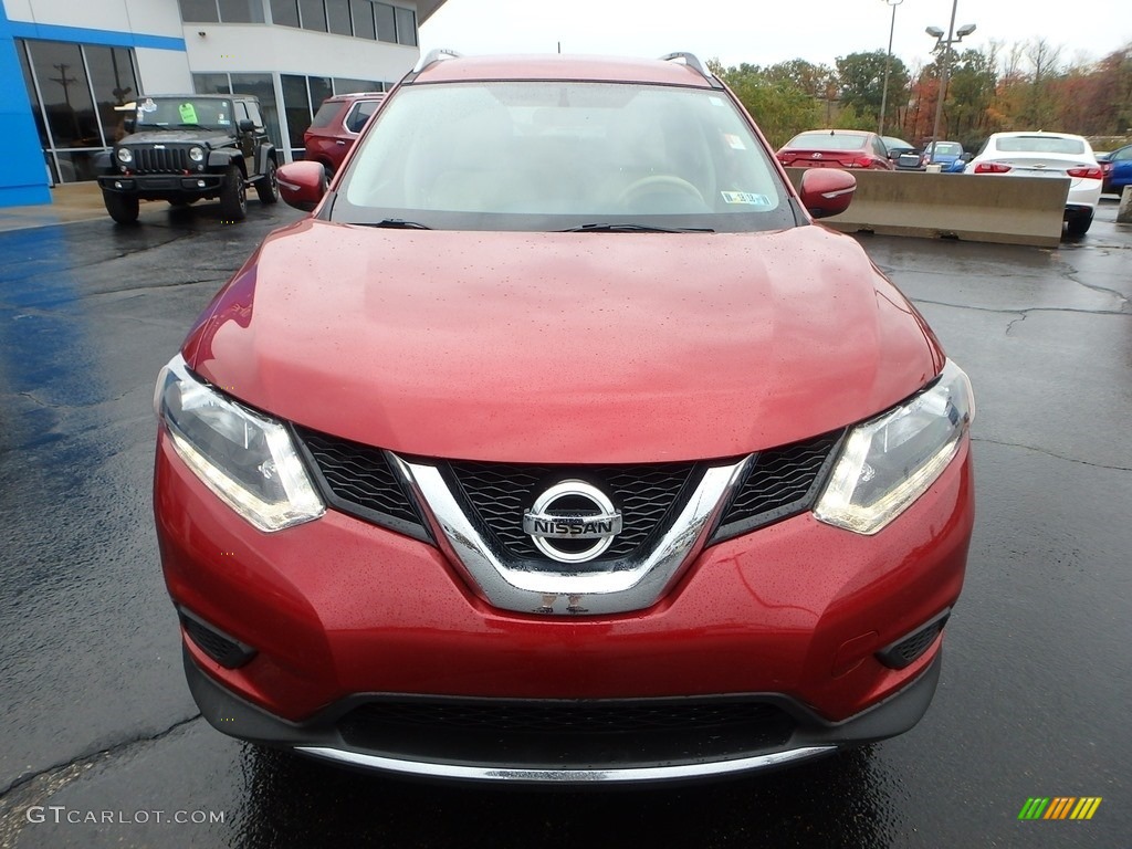 2014 Rogue SV AWD - Cayenne Red / Almond photo #13