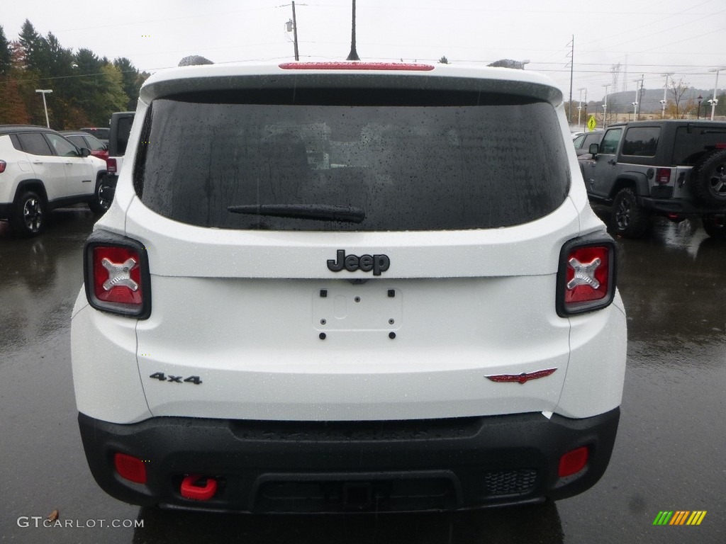 2017 Renegade Trailhawk 4x4 - Alpine White / Black photo #4