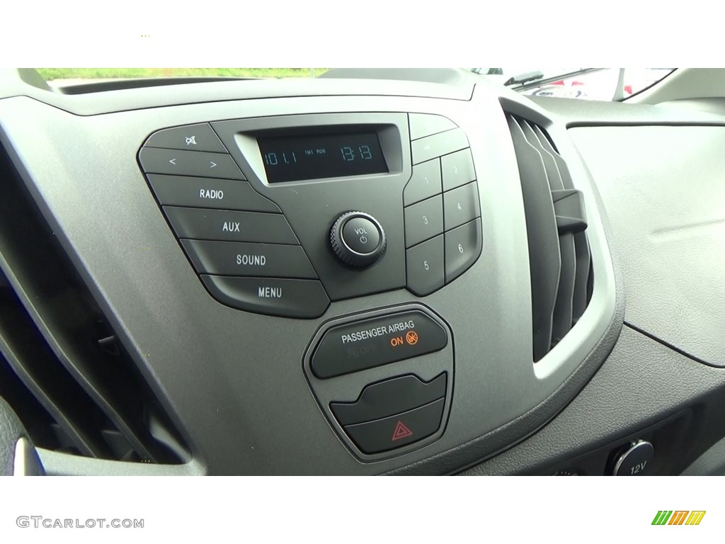 2018 Ford Transit Van 250 MR Long Controls Photo #123633133