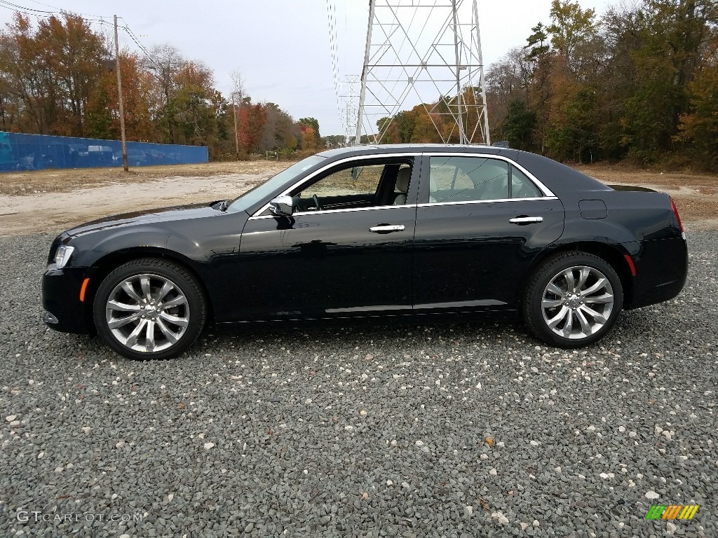 Gloss Black 2018 Chrysler 300 Limited Exterior Photo #123635593