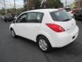 Fresh Powder White - Versa 1.8 S Hatchback Photo No. 8