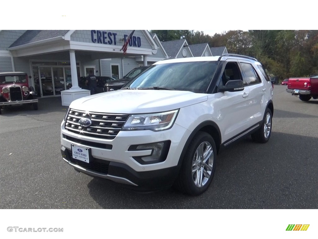 2017 Explorer XLT 4WD - White Platinum / Ebony Black photo #3