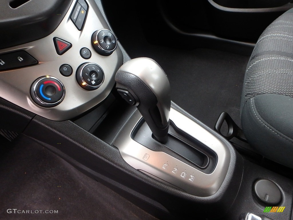 2012 Sonic LT Sedan - Victory Red / Jet Black/Dark Titanium photo #26