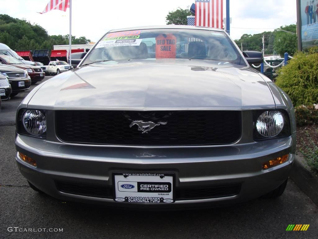 2009 Mustang V6 Premium Coupe - Vapor Silver Metallic / Light Graphite photo #2