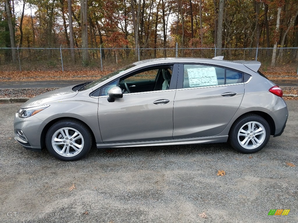 2018 Cruze LT Hatchback - Pepperdust Metallic / Jet Black photo #3