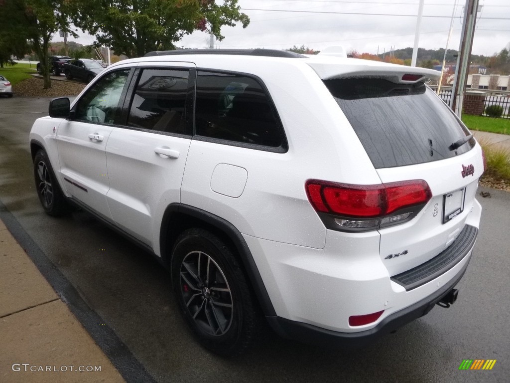 2017 Grand Cherokee Trailhawk 4x4 - Bright White / Black photo #7