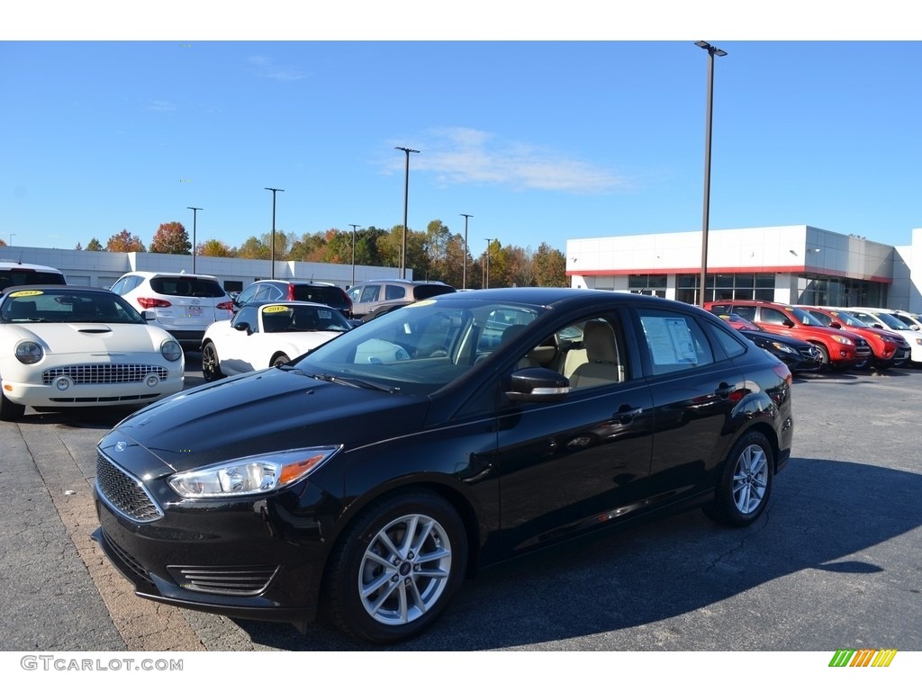 2015 Focus SE Sedan - Tuxedo Black Metallic / Medium Light Stone photo #7
