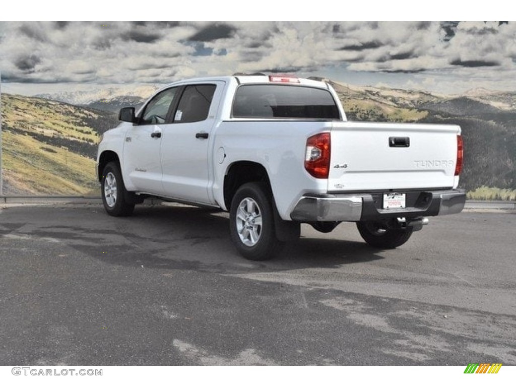 2018 Tundra SR5 CrewMax 4x4 - Super White / Black photo #3