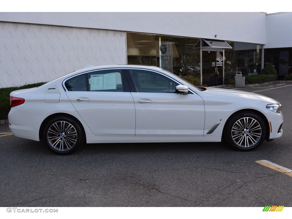 Alpine White 2018 BMW 5 Series 530e iPerfomance xDrive Sedan Exterior Photo #123651370