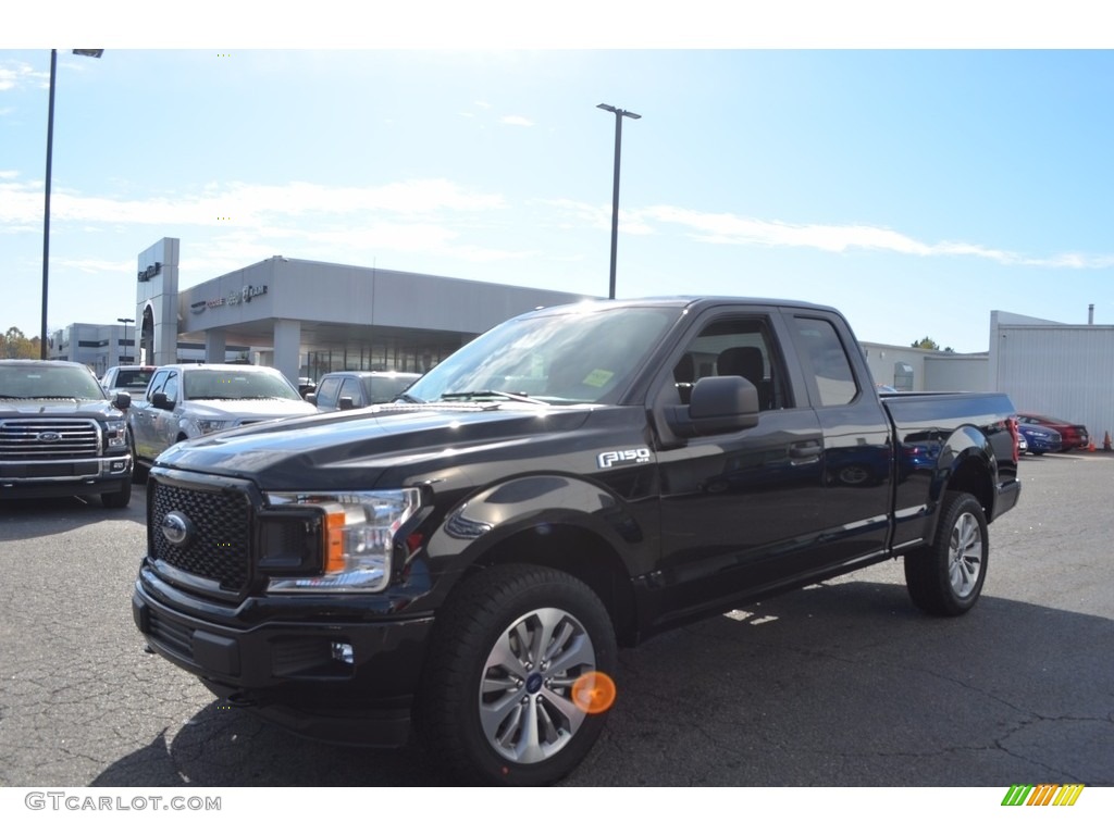 2018 F150 XL SuperCab 4x4 - Shadow Black / Earth Gray photo #3