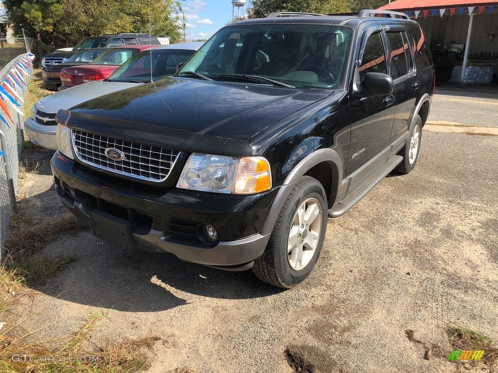 2004 Explorer XLT - Black / Graphite photo #3