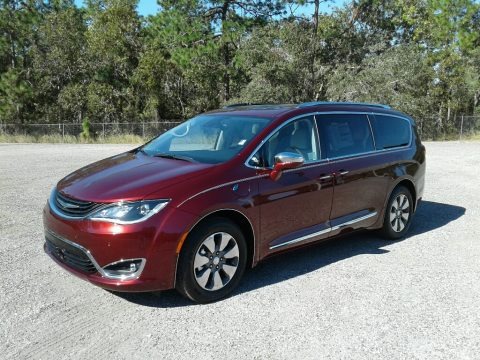 2018 Chrysler Pacifica Hybrid Limited Data, Info and Specs