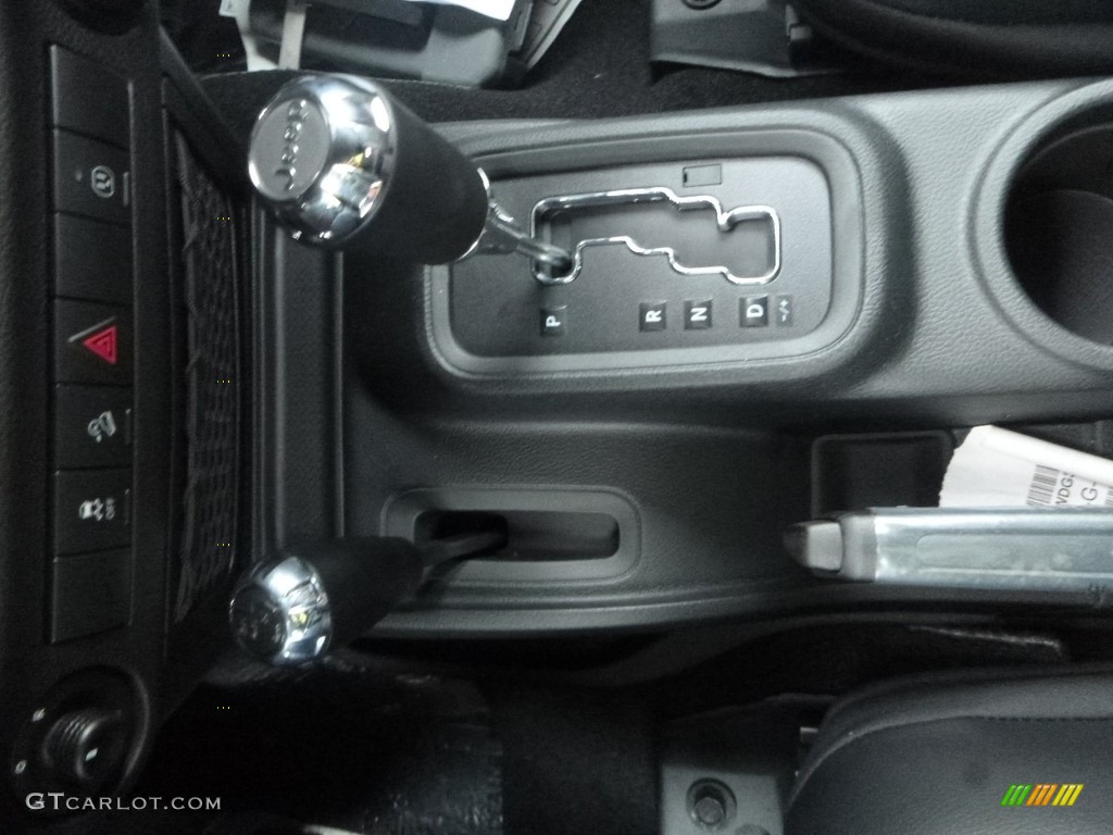 2018 Jeep Wrangler Unlimited Freedom Edition 4X4 Transmission Photos