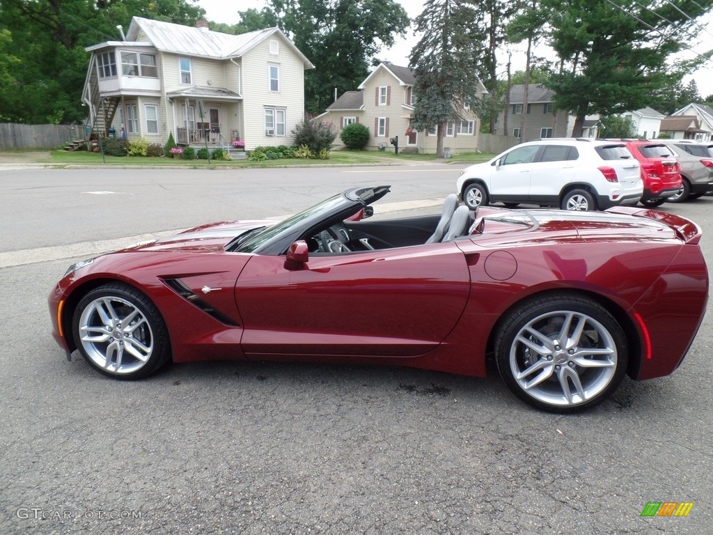 2018 Corvette Stingray Convertible - Long Beach Red Metallic Tintcoat / Gray photo #17