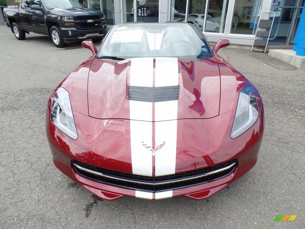 2018 Corvette Stingray Convertible - Long Beach Red Metallic Tintcoat / Gray photo #18