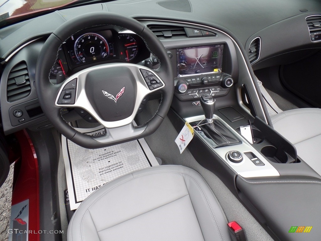 2018 Corvette Stingray Convertible - Long Beach Red Metallic Tintcoat / Gray photo #25