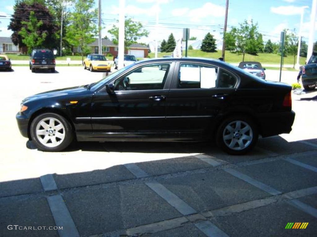 2004 3 Series 325i Sedan - Jet Black / Black photo #4