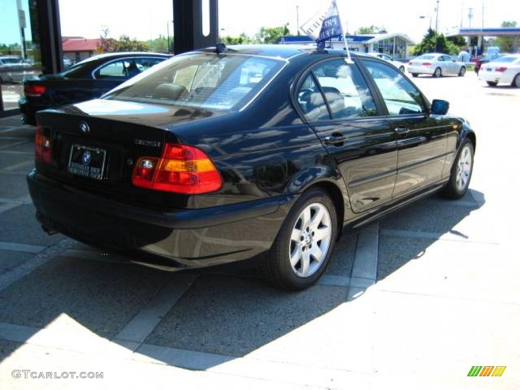 2004 3 Series 325i Sedan - Jet Black / Black photo #7