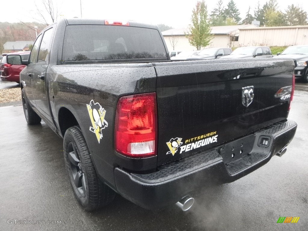 2018 1500 Express Crew Cab 4x4 - Brilliant Black Crystal Pearl / Black/Diesel Gray photo #3