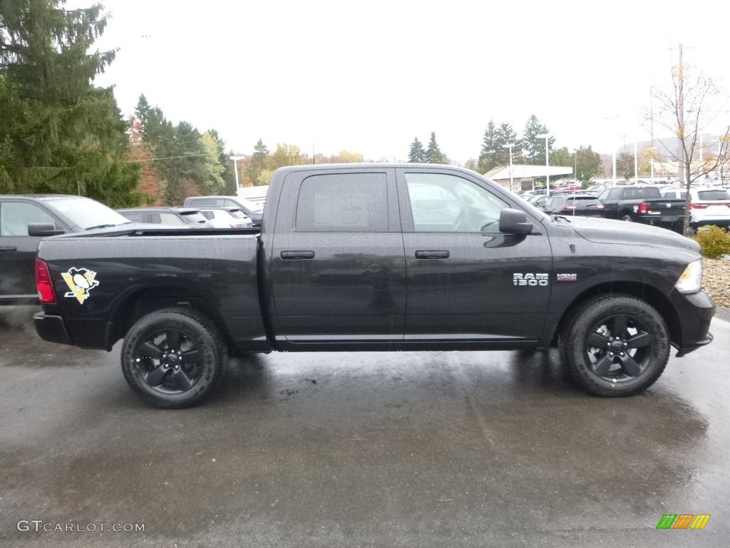 2018 1500 Express Crew Cab 4x4 - Brilliant Black Crystal Pearl / Black/Diesel Gray photo #6