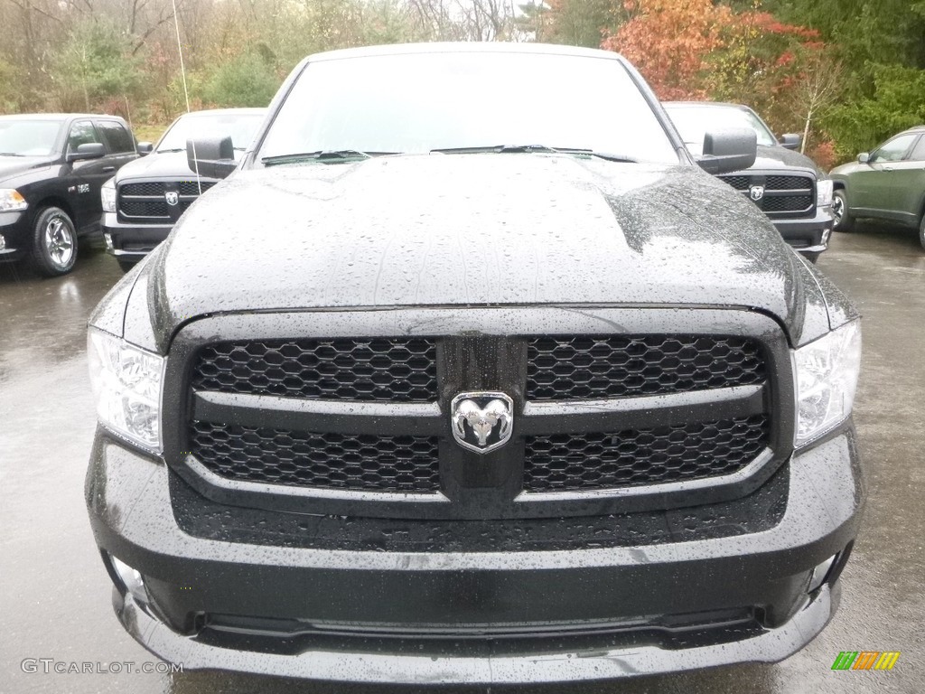 2018 1500 Express Crew Cab 4x4 - Brilliant Black Crystal Pearl / Black/Diesel Gray photo #8
